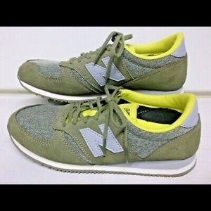 New Balance 420 Sneakers